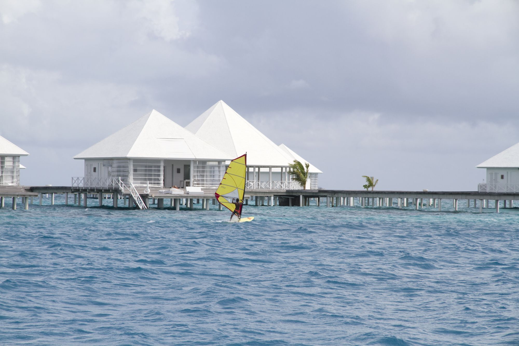 Diamonds Athuruga Beach & Water Villas Esterno foto